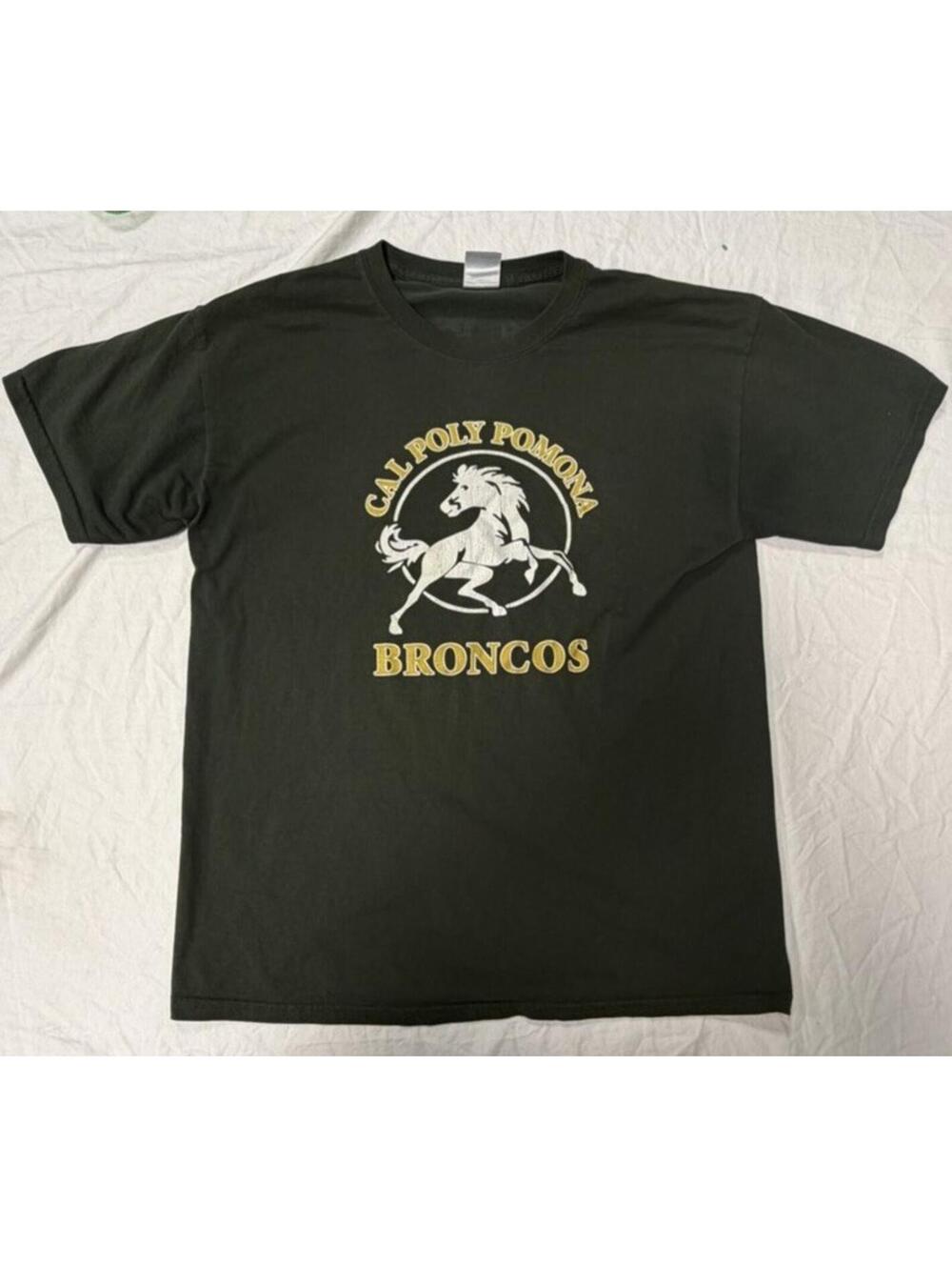 Gildan Ultra Blend Cal Poly Pomona Broncos Green NCAA College T-Shirt